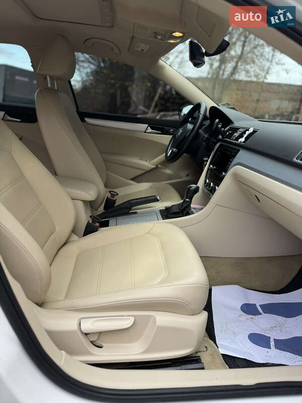 Седан Volkswagen Passat 2011 в Лубнах фото 42 Седан Volkswagen Passat 2011 в Лубнах