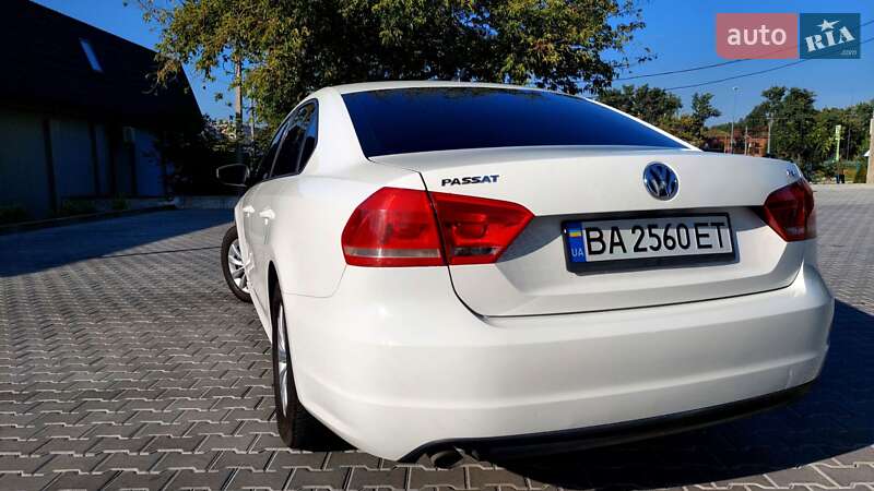 Седан Volkswagen Passat 2014 в Кропивницком