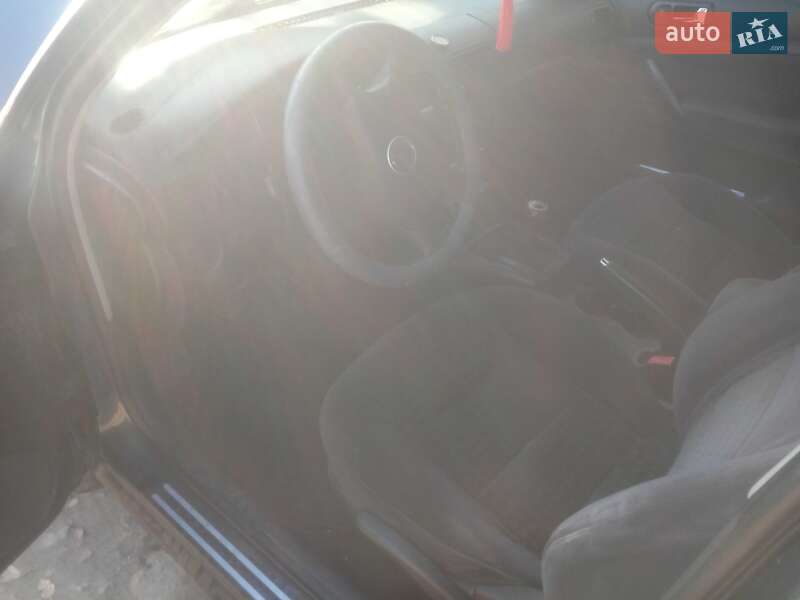 Универсал Volkswagen Passat 2001 в Бобровице фото 3 Универсал Volkswagen Passat 2001 в Бобровице