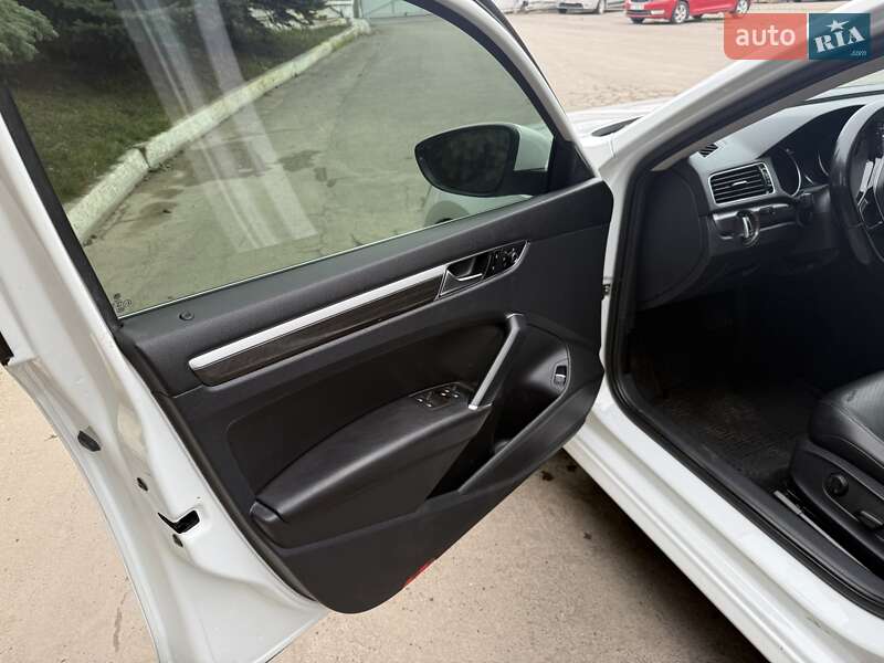 Седан Volkswagen Passat 2017 в Броварах