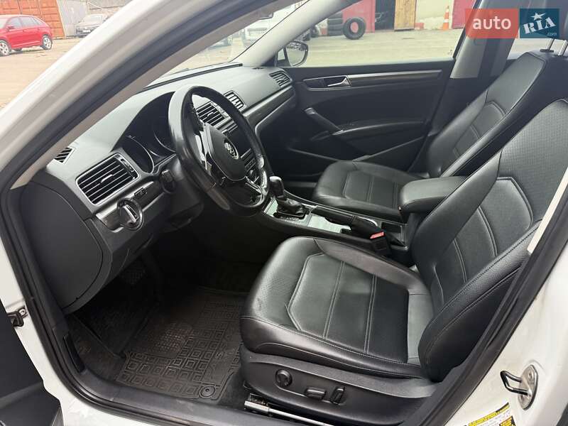 Седан Volkswagen Passat 2017 в Броварах