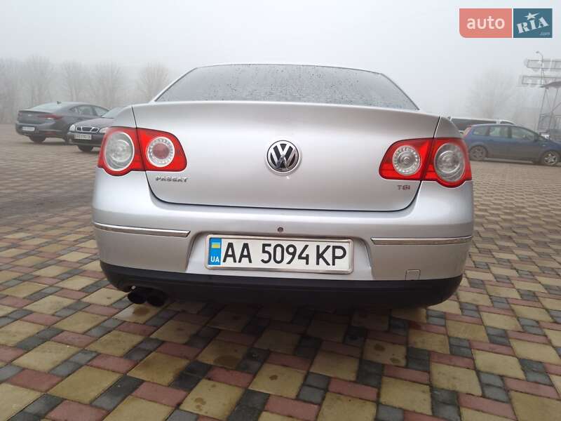 Седан Volkswagen Passat 2008 в Гайсину