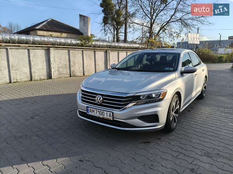 Седан Volkswagen Passat 2020 в Житомире
