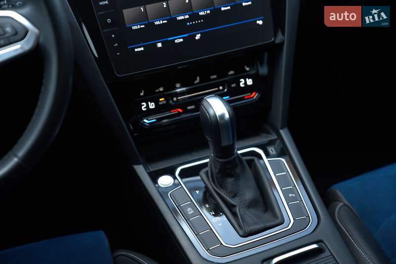 Універсал Volkswagen Passat 2020 в Полтаві