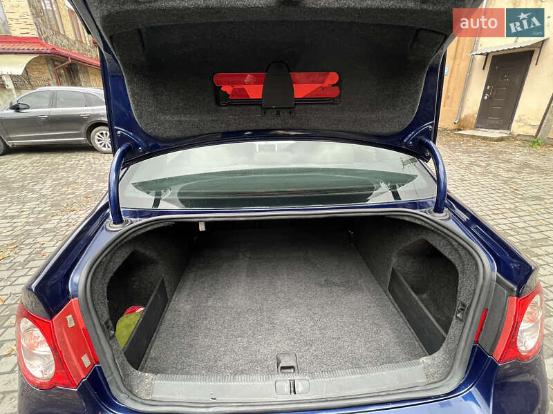 Седан Volkswagen Passat 2006 в Львове фото 31 Седан Volkswagen Passat 2006 в Львове