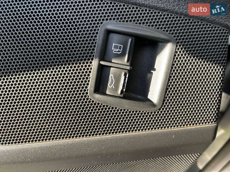 Седан Volkswagen Passat 2006 в Горбовой фото 21 Седан Volkswagen Passat 2006 в Горбовой