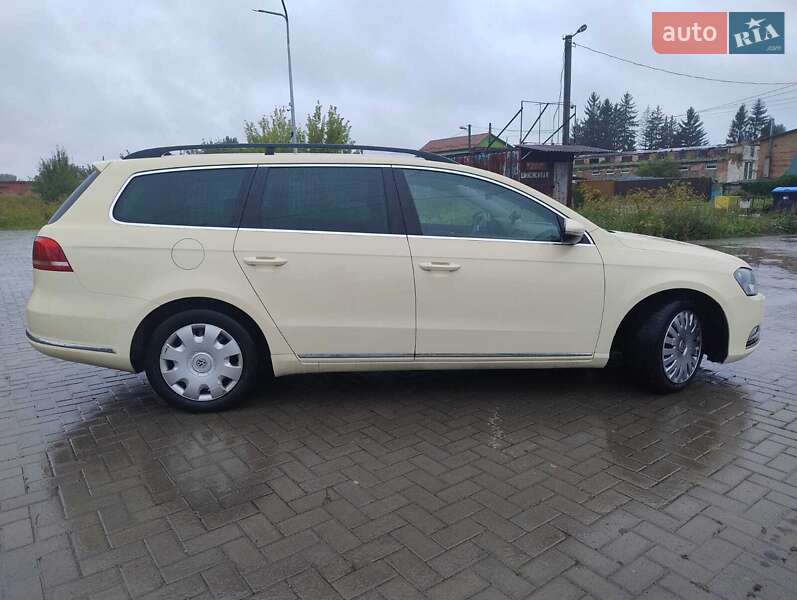 Универсал Volkswagen Passat 2013 в Шепетовке