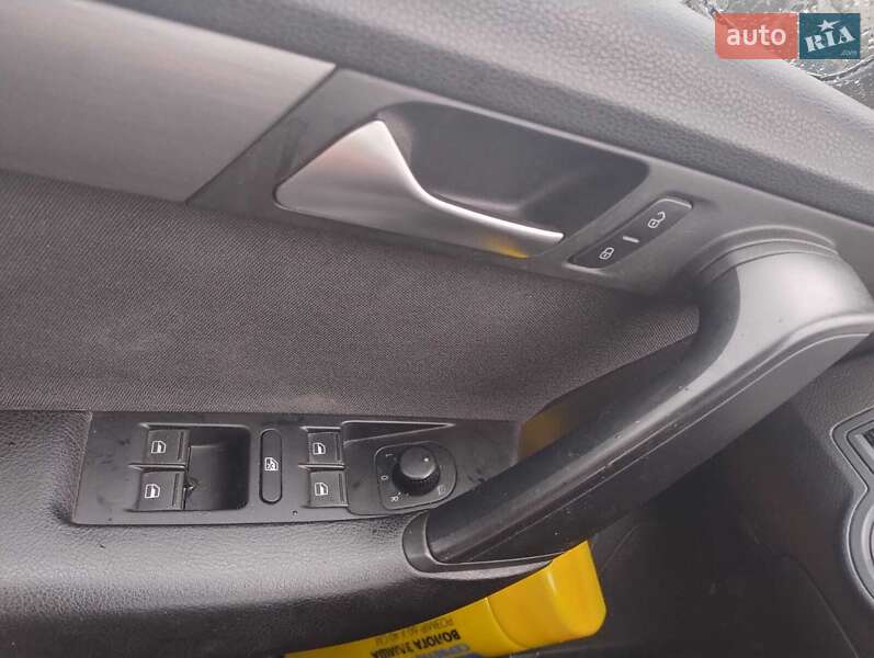 Универсал Volkswagen Passat 2013 в Шепетовке