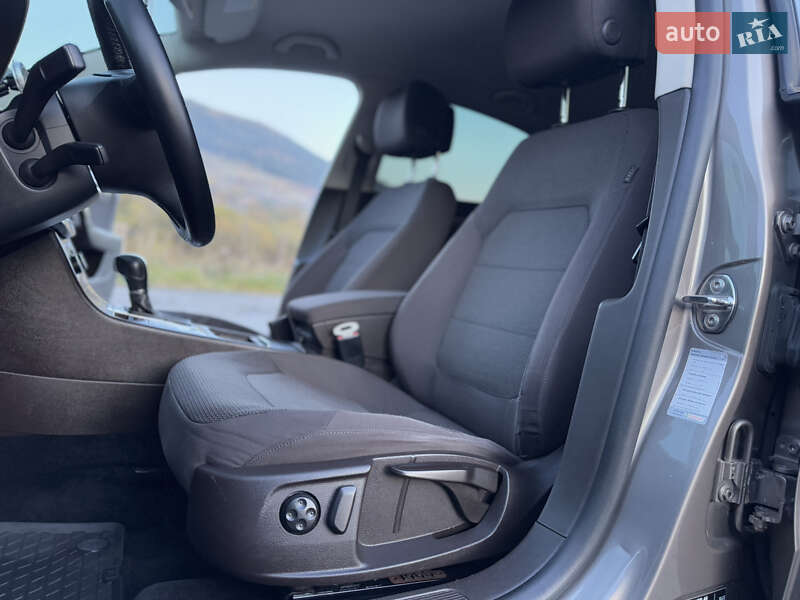 Седан Volkswagen Passat 2011 в Межгорье фото 54 Седан Volkswagen Passat 2011 в Межгорье