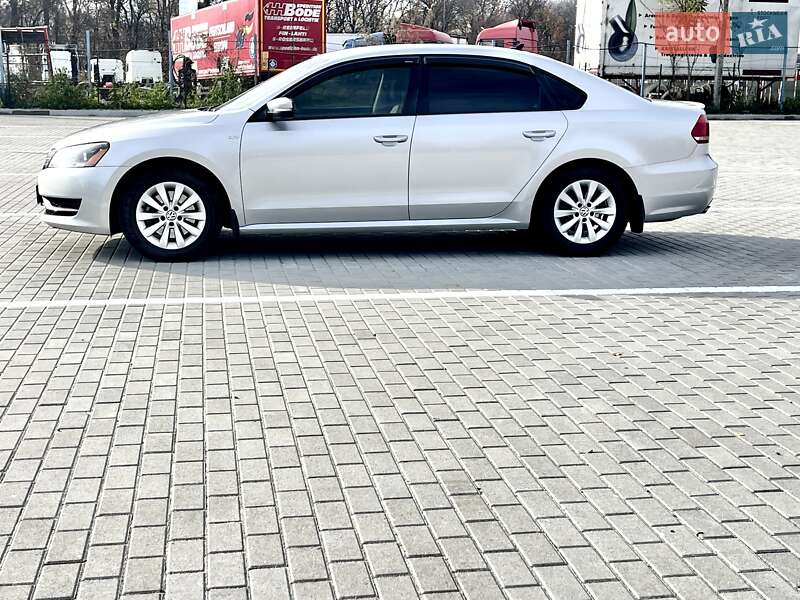 Седан Volkswagen Passat 2014 в Черновцах фото 3 Седан Volkswagen Passat 2014 в Черновцах