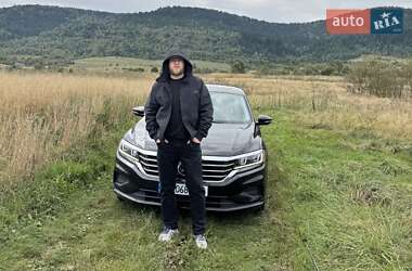 Седан Volkswagen Passat 2021 в Києві