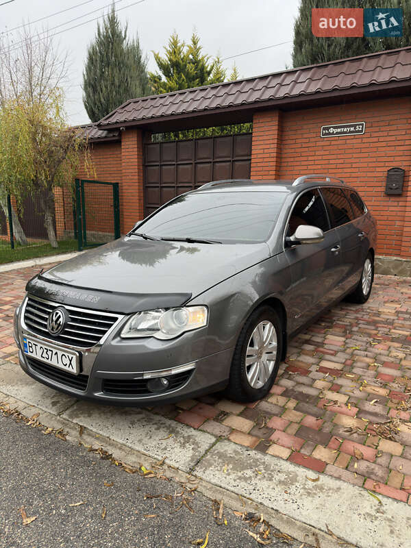 Универсал Volkswagen Passat 2005 в Херсоне фото 2 Универсал Volkswagen Passat 2005 в Херсоне