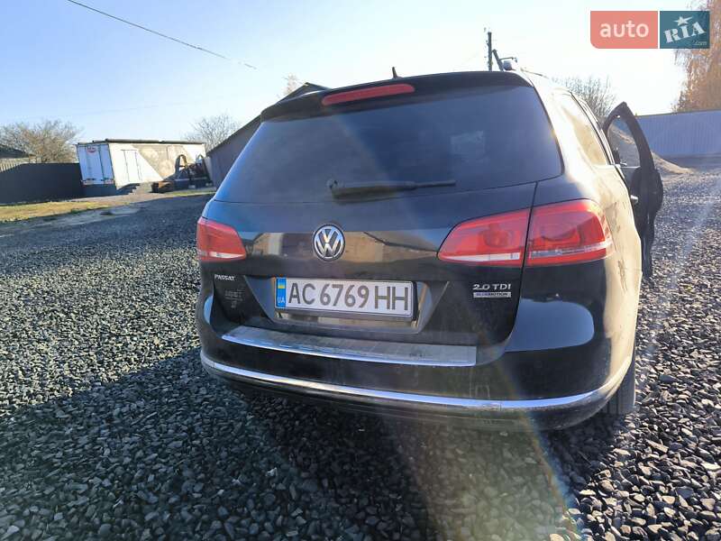 Универсал Volkswagen Passat 2011 в Луцке