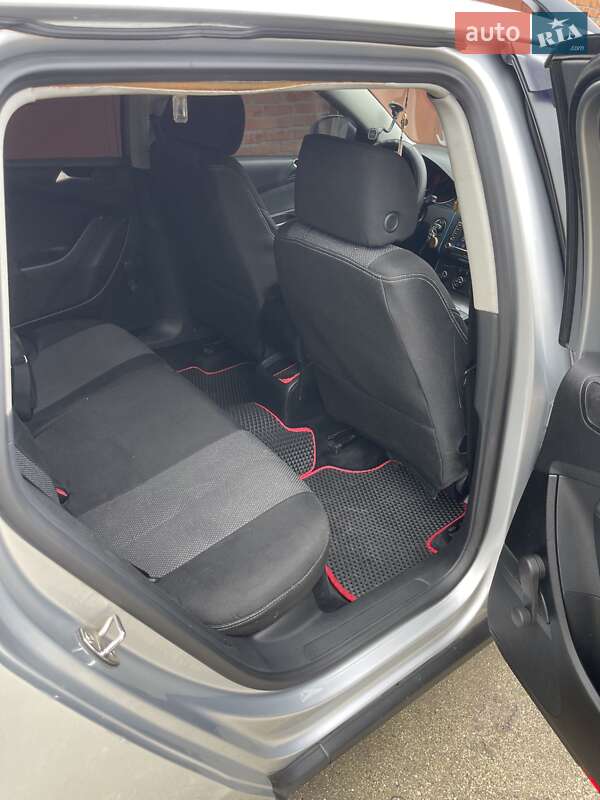 Универсал Volkswagen Passat 2005 в Деражне фото 24 Универсал Volkswagen Passat 2005 в Деражне