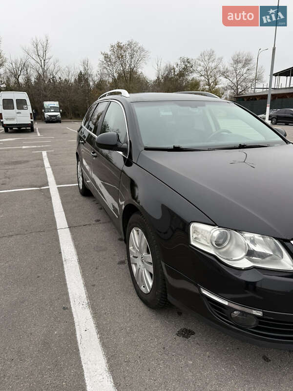 Универсал Volkswagen Passat 2006 в Запорожье