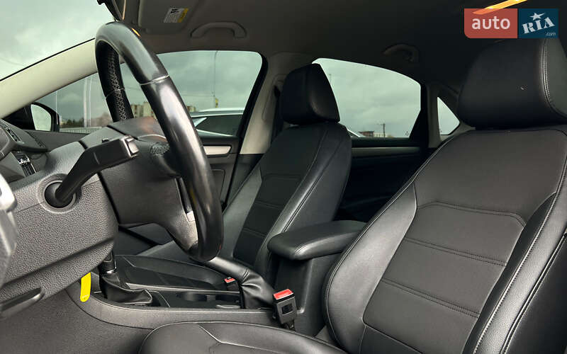Седан Volkswagen Passat 2014 в Львове фото 7 Седан Volkswagen Passat 2014 в Львове