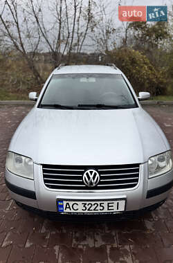 Универсал Volkswagen Passat 2001 в Ровно