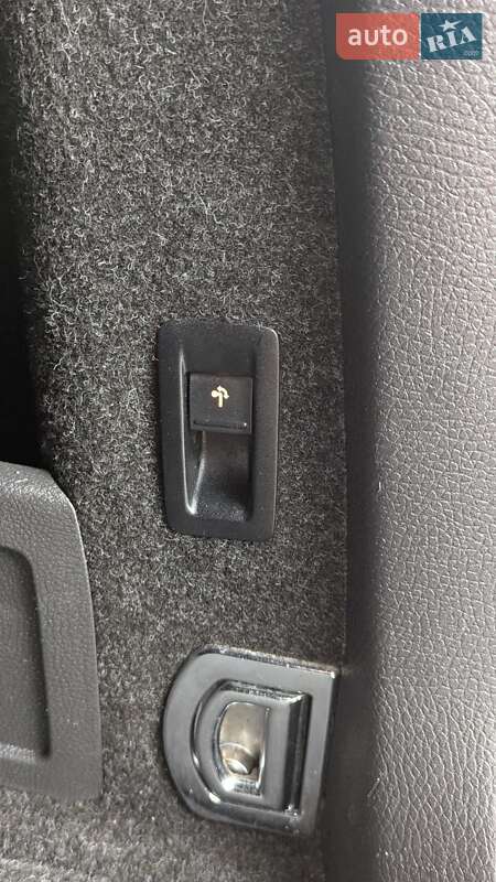 Универсал Volkswagen Passat 2011 в Староконстантинове фото 14 Универсал Volkswagen Passat 2011 в Староконстантинове