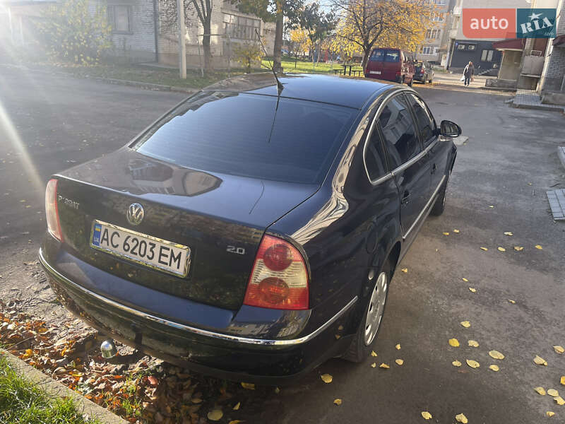 Седан Volkswagen Passat 2004 в Луцке фото 5 Седан Volkswagen Passat 2004 в Луцке