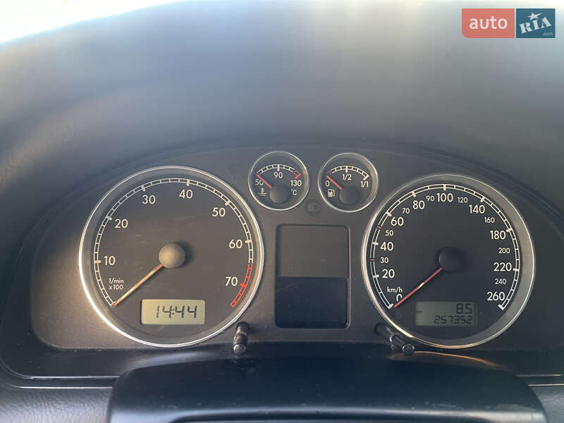 Седан Volkswagen Passat 2004 в Луцке фото 14 Седан Volkswagen Passat 2004 в Луцке