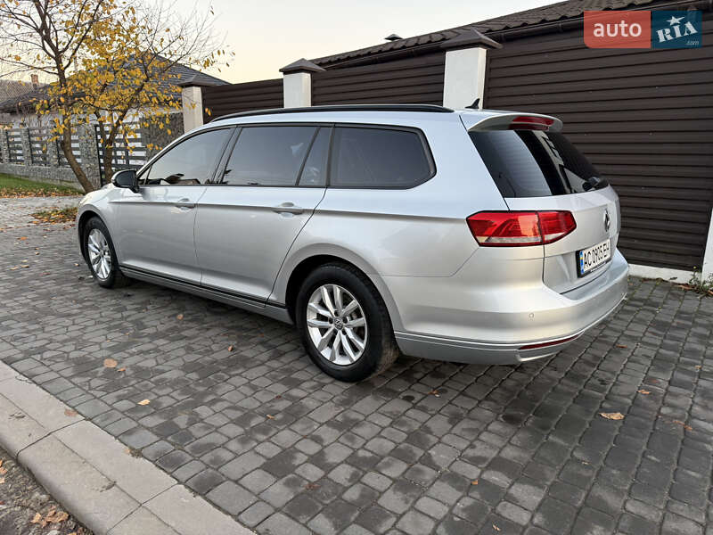 Универсал Volkswagen Passat 2016 в Луцке фото 7 Универсал Volkswagen Passat 2016 в Луцке