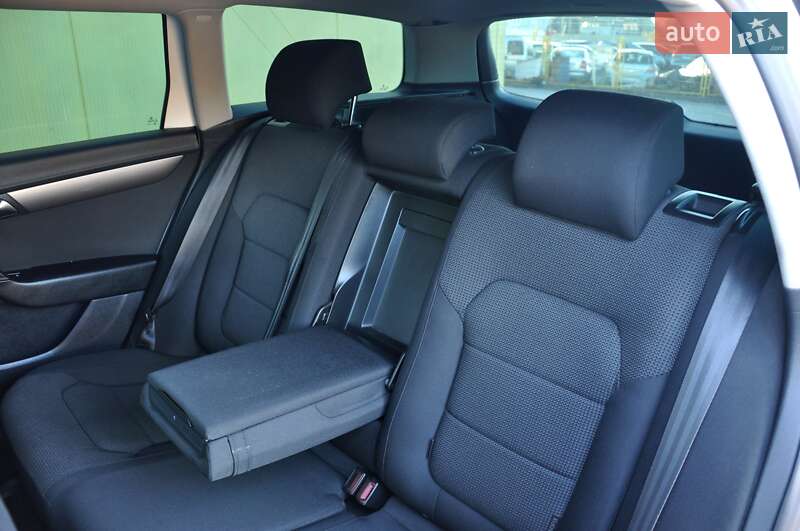 Универсал Volkswagen Passat 2011 в Львове фото 20 Универсал Volkswagen Passat 2011 в Львове