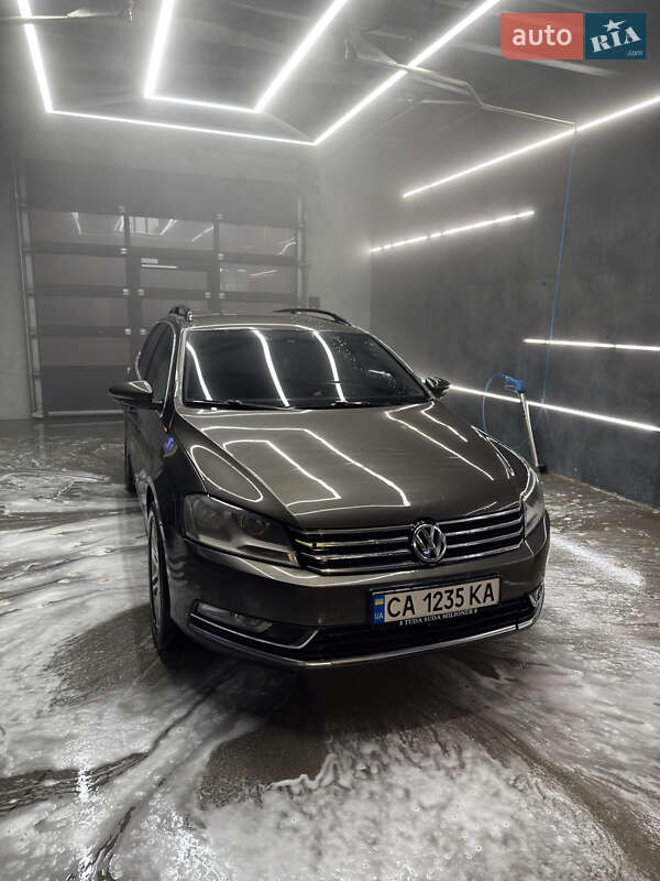 Универсал Volkswagen Passat 2013 в Черкассах