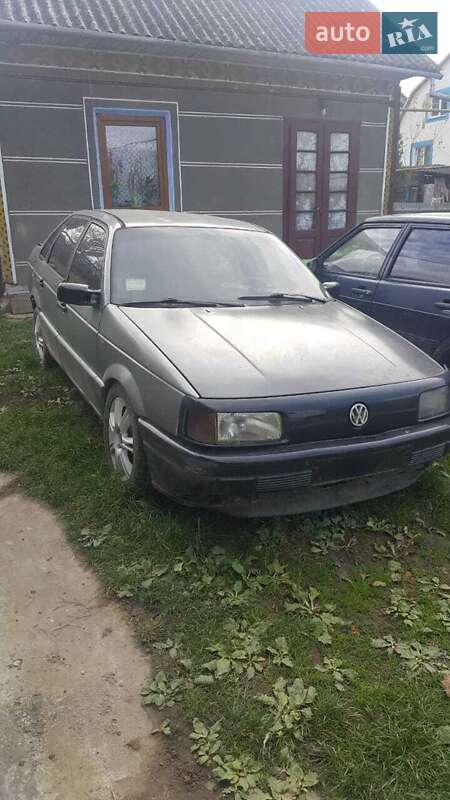 Седан Volkswagen Passat 1989 в Черновцах фото 2 Седан Volkswagen Passat 1989 в Черновцах