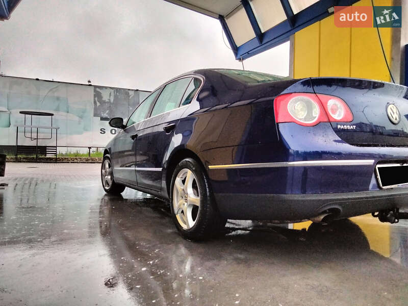 Седан Volkswagen Passat 2005 в Валках