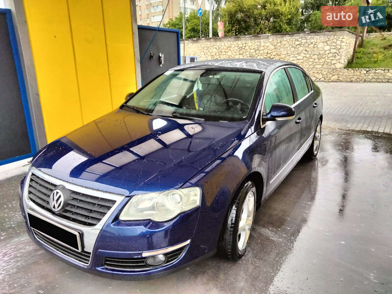Седан Volkswagen Passat 2005 в Валках