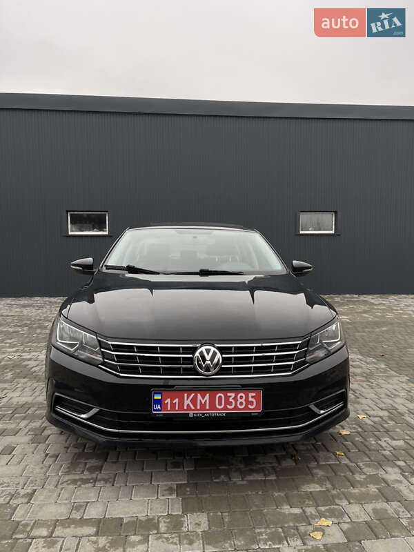 Седан Volkswagen Passat 2016 в Киеве фото 3 Седан Volkswagen Passat 2016 в Киеве