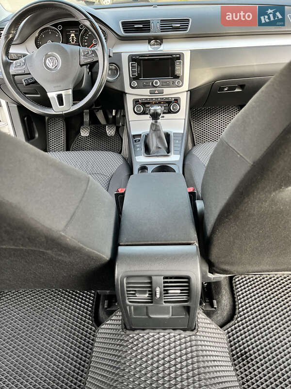 Универсал Volkswagen Passat 2011 в Хмельницком фото 21 Универсал Volkswagen Passat 2011 в Хмельницком