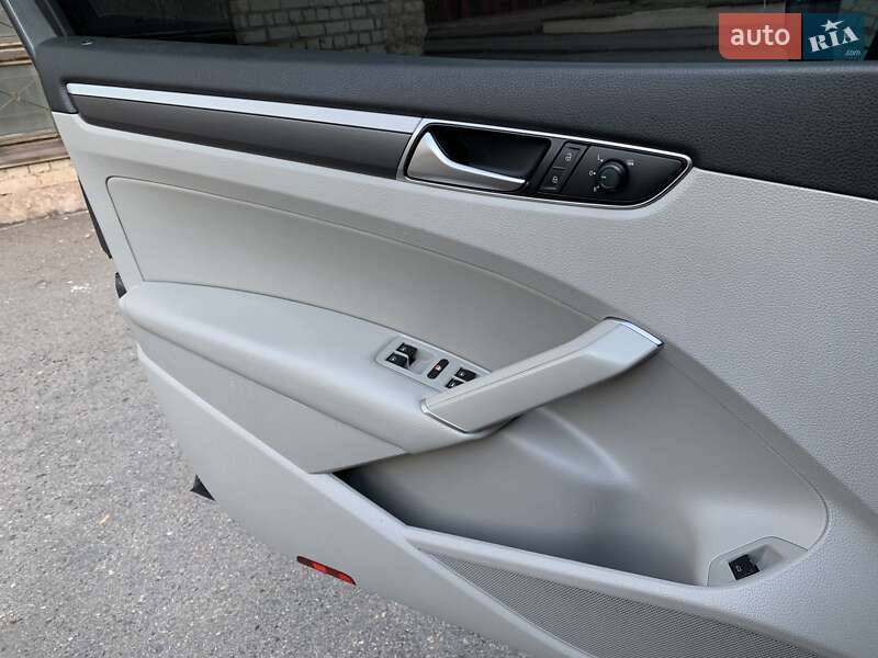 Седан Volkswagen Passat 2017 в Кривом Роге