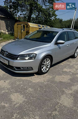 Универсал Volkswagen Passat 2014 в Житомире