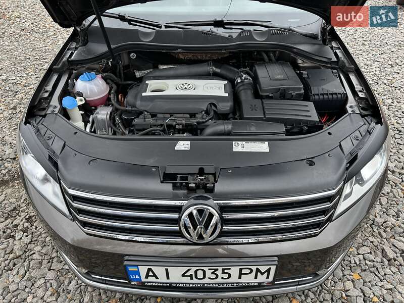 Універсал Volkswagen Passat 2012 в Смілі