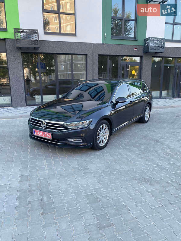 Универсал Volkswagen Passat 2020 в Вараше фото 5 Универсал Volkswagen Passat 2020 в Вараше