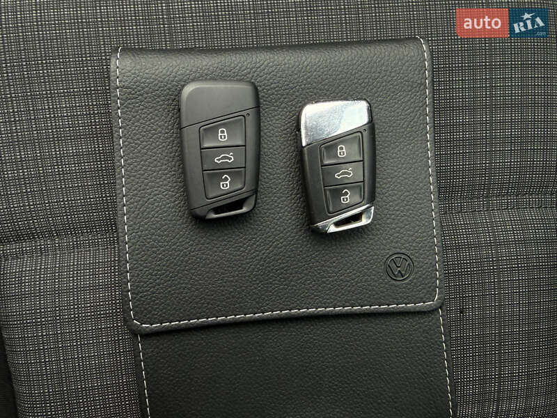 Универсал Volkswagen Passat 2020 в Бердичеве фото 48 Универсал Volkswagen Passat 2020 в Бердичеве
