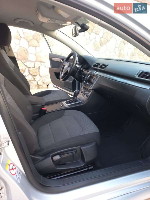 Универсал Volkswagen Passat 2012 в Тернополе фото 11 Универсал Volkswagen Passat 2012 в Тернополе