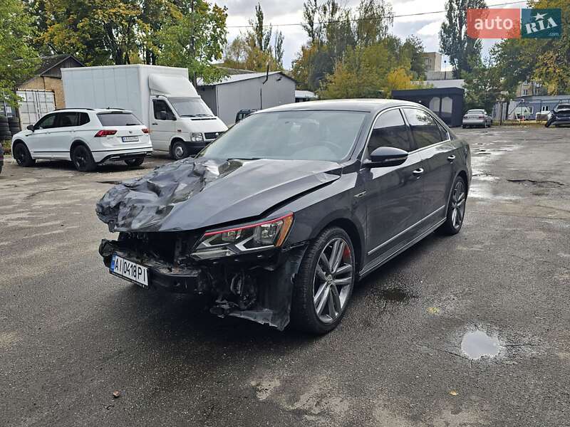 Седан Volkswagen Passat 2016 в Киеве фото 3 Седан Volkswagen Passat 2016 в Киеве