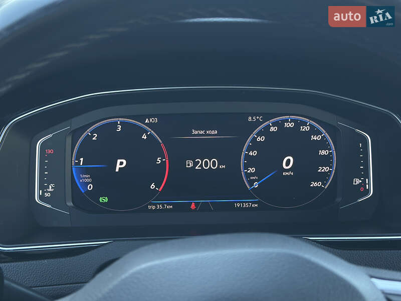 Універсал Volkswagen Passat 2020 в Ужгороді