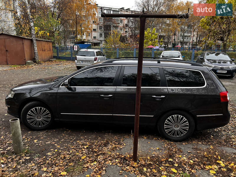 Універсал Volkswagen Passat 2005 в Сумах