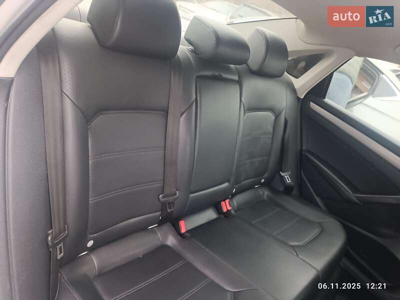 Седан Volkswagen Passat 2012 в Сумах