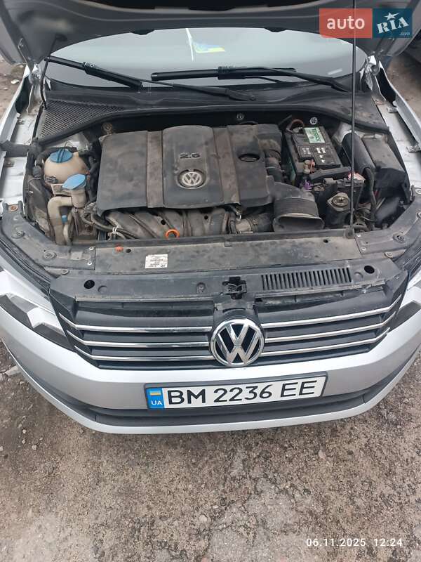 Седан Volkswagen Passat 2012 в Сумах