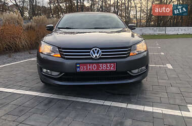 Седан Volkswagen Passat 2015 в Луцке