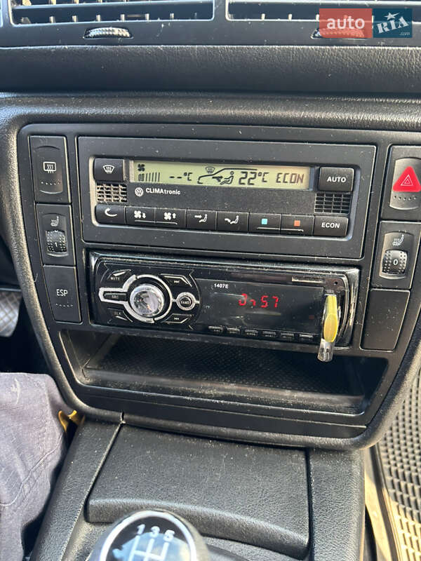 Седан Volkswagen Passat 2003 в Львове фото 16 Седан Volkswagen Passat 2003 в Львове