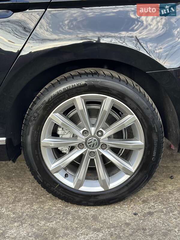 Универсал Volkswagen Passat 2019 в Стрые