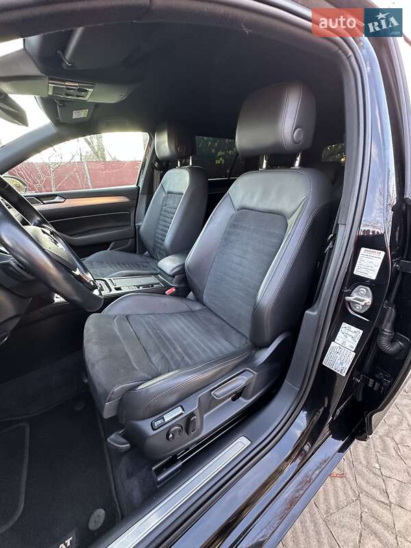 Универсал Volkswagen Passat 2019 в Стрые