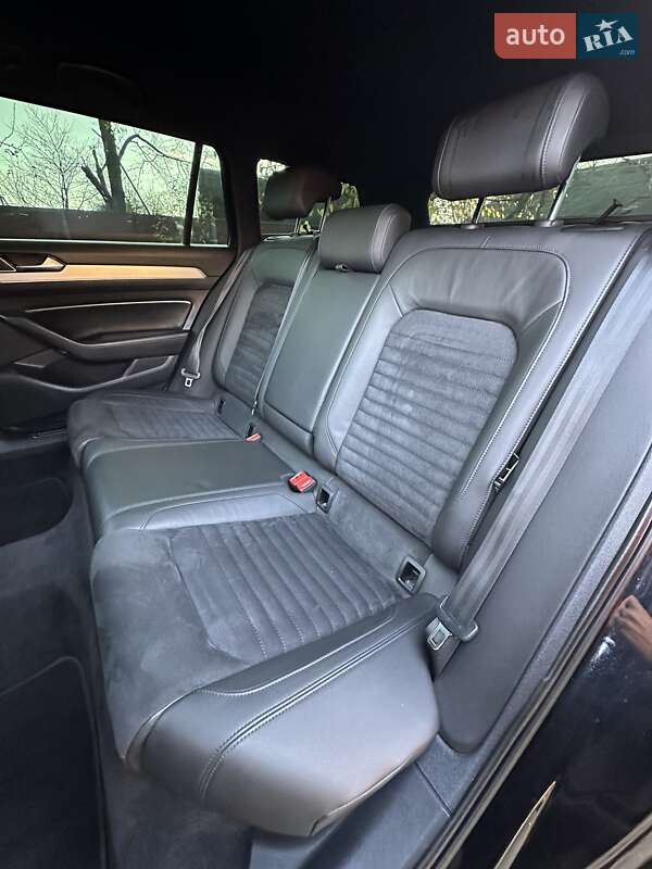 Универсал Volkswagen Passat 2019 в Стрые