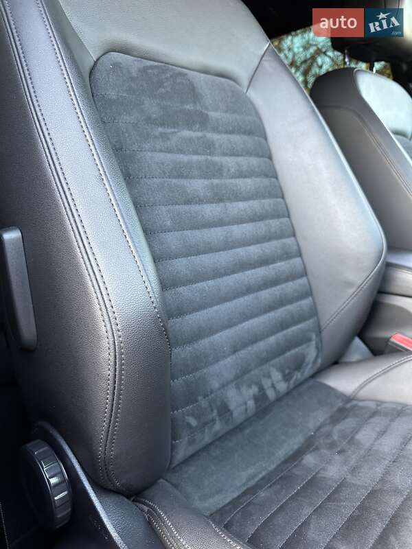 Универсал Volkswagen Passat 2019 в Стрые