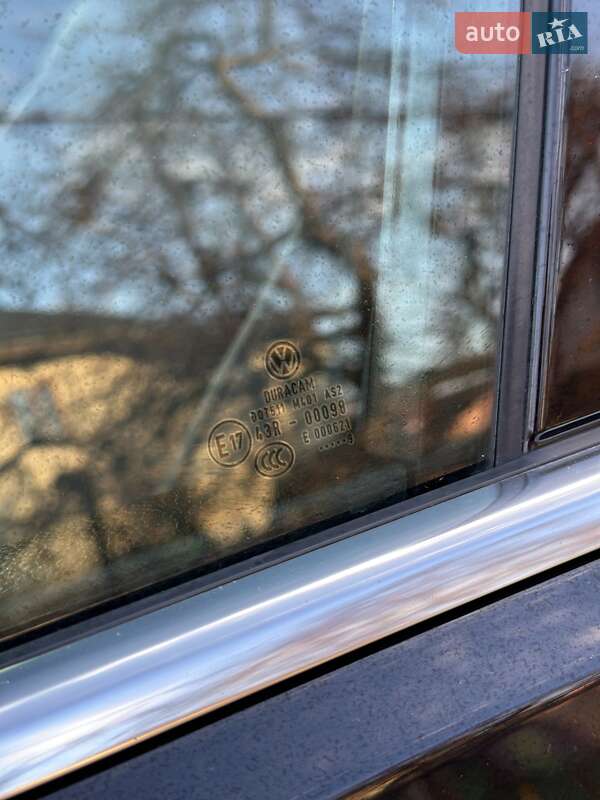 Универсал Volkswagen Passat 2019 в Стрые